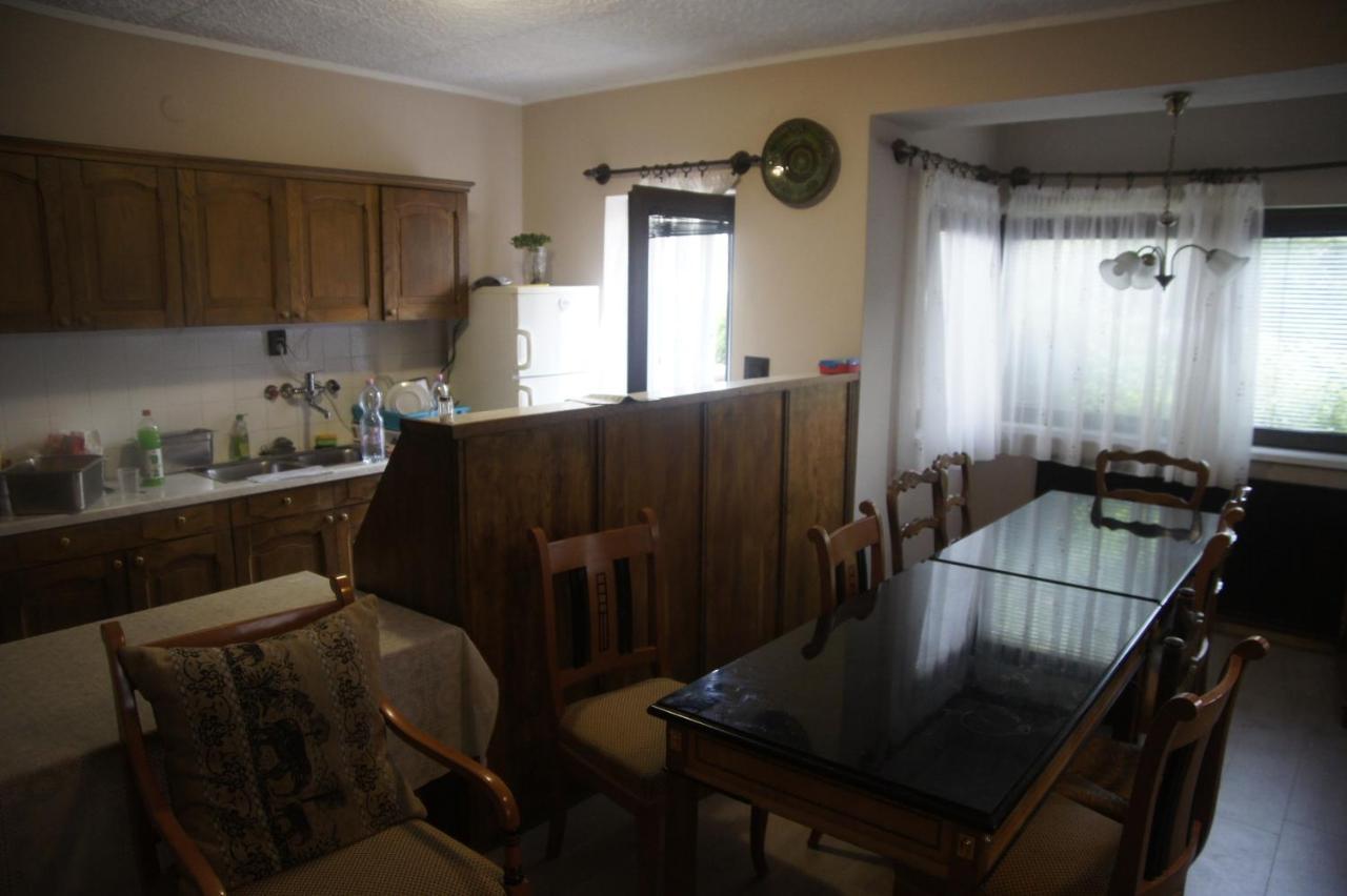 시오포크 Szuzanna Fenyves Panzio B&B 외부 사진