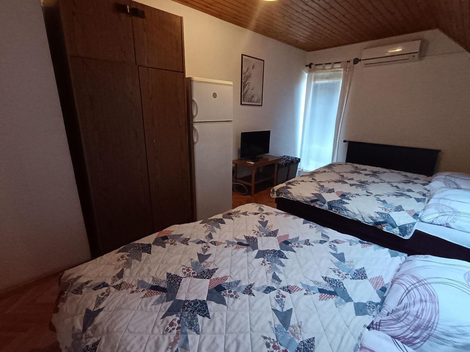 시오포크 Szuzanna Fenyves Panzio B&B 외부 사진
